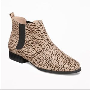 NWOT Cheetah Chelsea Sueded Boot Women’s 8